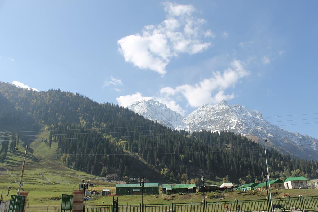 Hotel Barzman Sonamarg Exterior photo