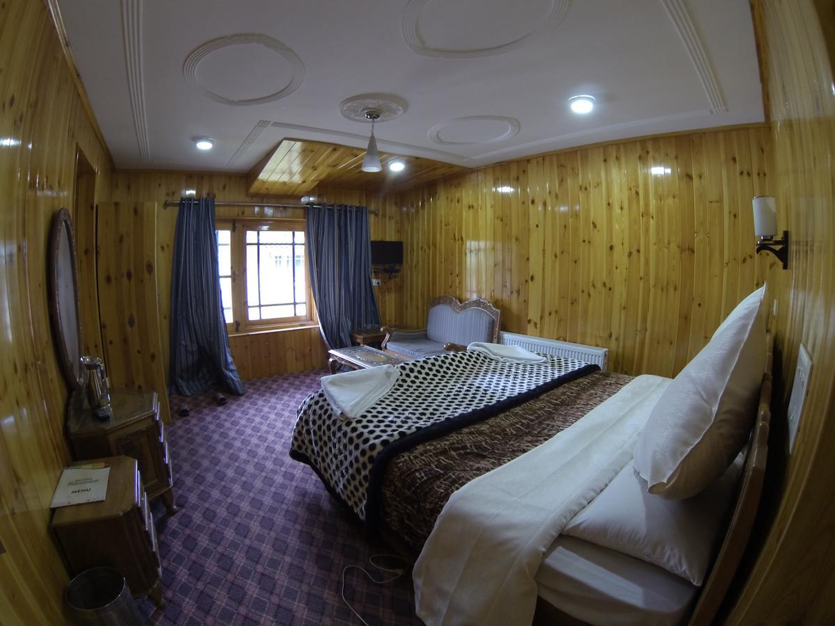Hotel Barzman Sonamarg Exterior photo